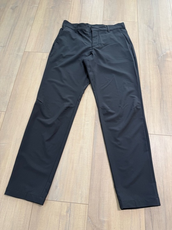 Nike Other - Nike Men's Grey Slim Fit Gold Pants.